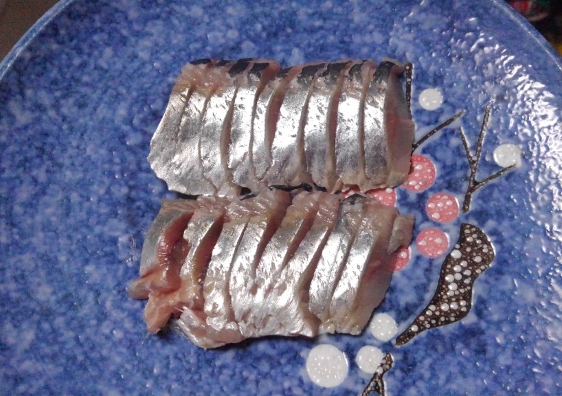 楽天市場 北海道小樽市 飯坂冨士商店 北海道小樽製造ニシンの黒酢漬け 200gお取り寄せ ご自宅用 ギフト用 おつまみ 鰊 にしん ニシン 黒酢漬け酢漬け : 小樽の海産物問屋 飯坂冨士商店