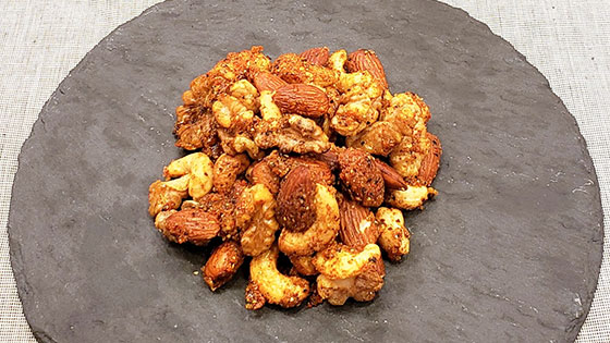 4種のミックスナッツ スパイス&ハーブ -イオンのプライベートブランド TOPVALU トップバリュ- イオンのプライベートブランドTOPVALU トップバリュ