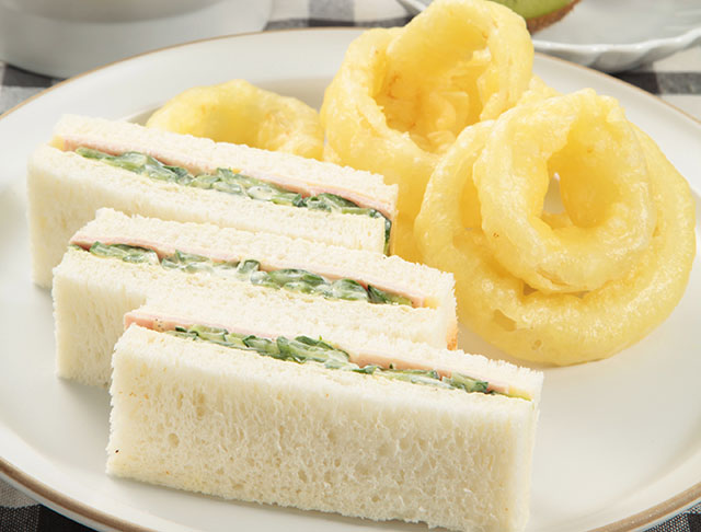 ぼってり厚焼きだし卵ときゅうりのサンドイッチ レシピ・作り方