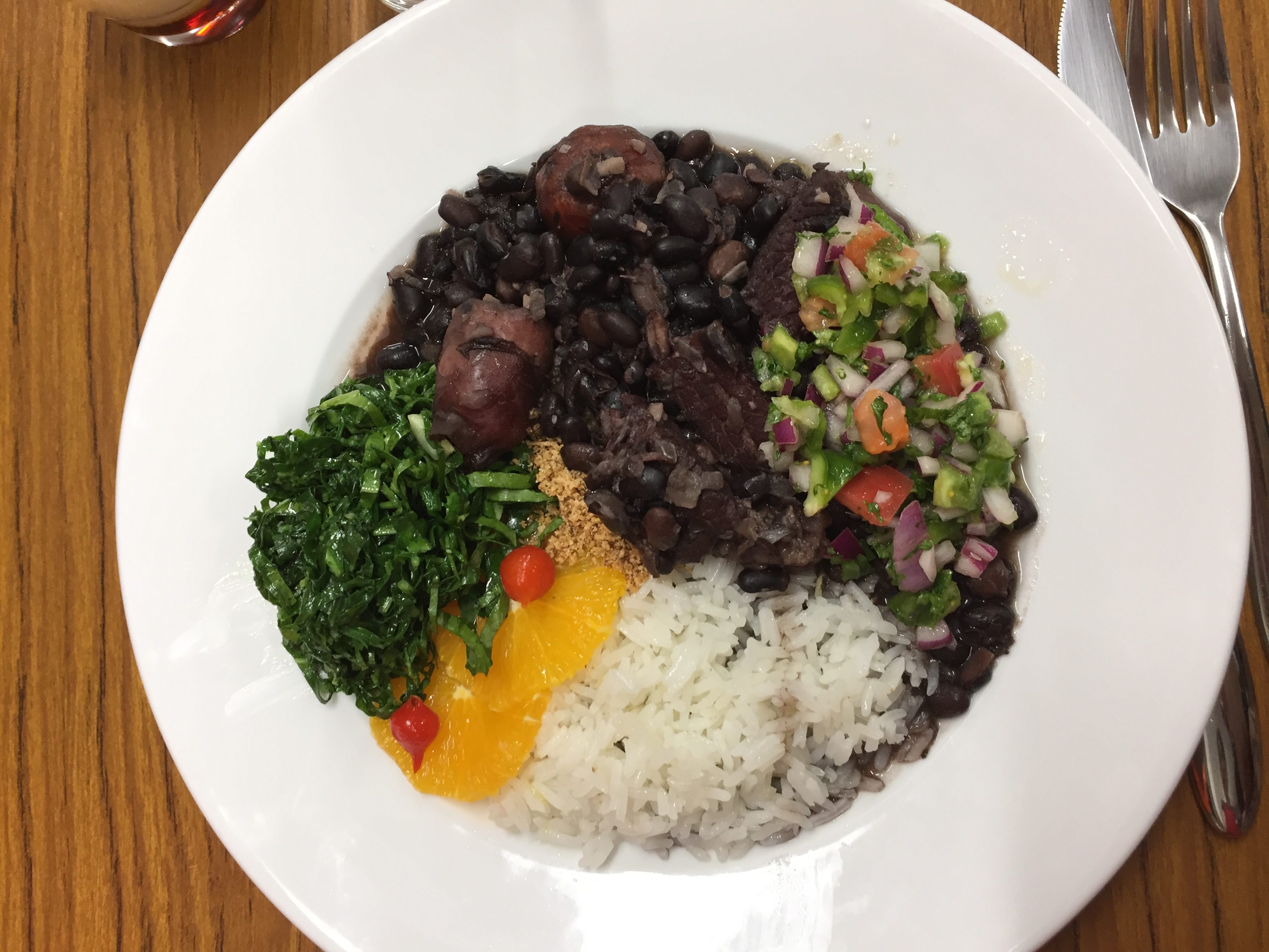 金時豆と塊ベーコンのブラジル風煮込み～フェイジョアーダ～。気まぐれキッチン andante