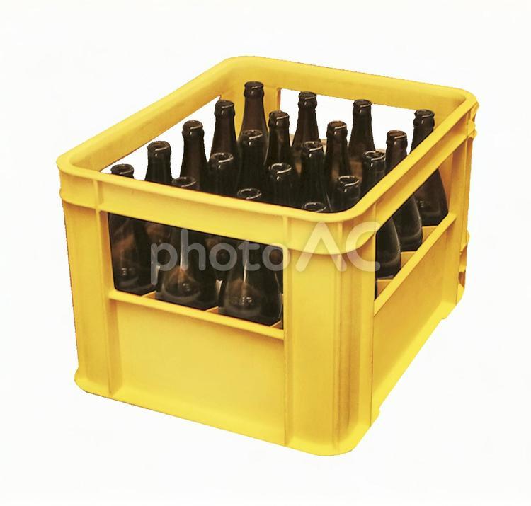 岳温泉路地に転がるビールケースの無料の写真素材 - ID.89541フリー素材 ぱくたそ