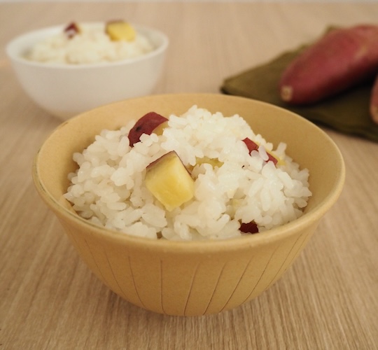 目でもおいしい！色合いきれいな、さつまいもご飯のつくり方