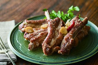 圧力鍋でスペアリブ下茹でで柔らかくするレシピ