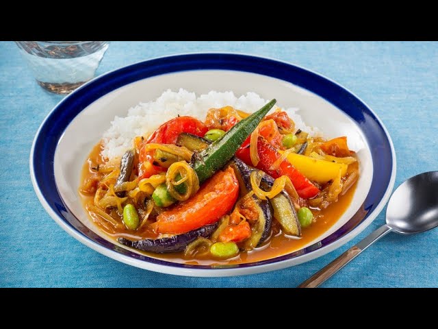 夏野菜のキーマカレー岡谷酸素株式会社