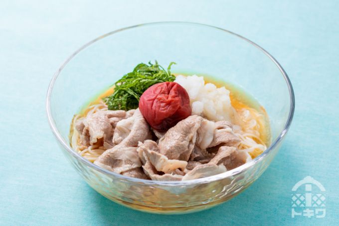 1皿でバランスよし♪ 悪魔の梅トマトそうめん