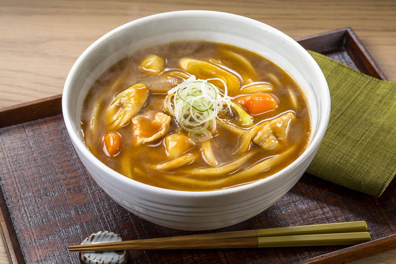 レトルトカレーで 冷やしカレーうどん