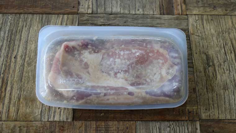 豚肩ロース肉の塩麹マリネロースト