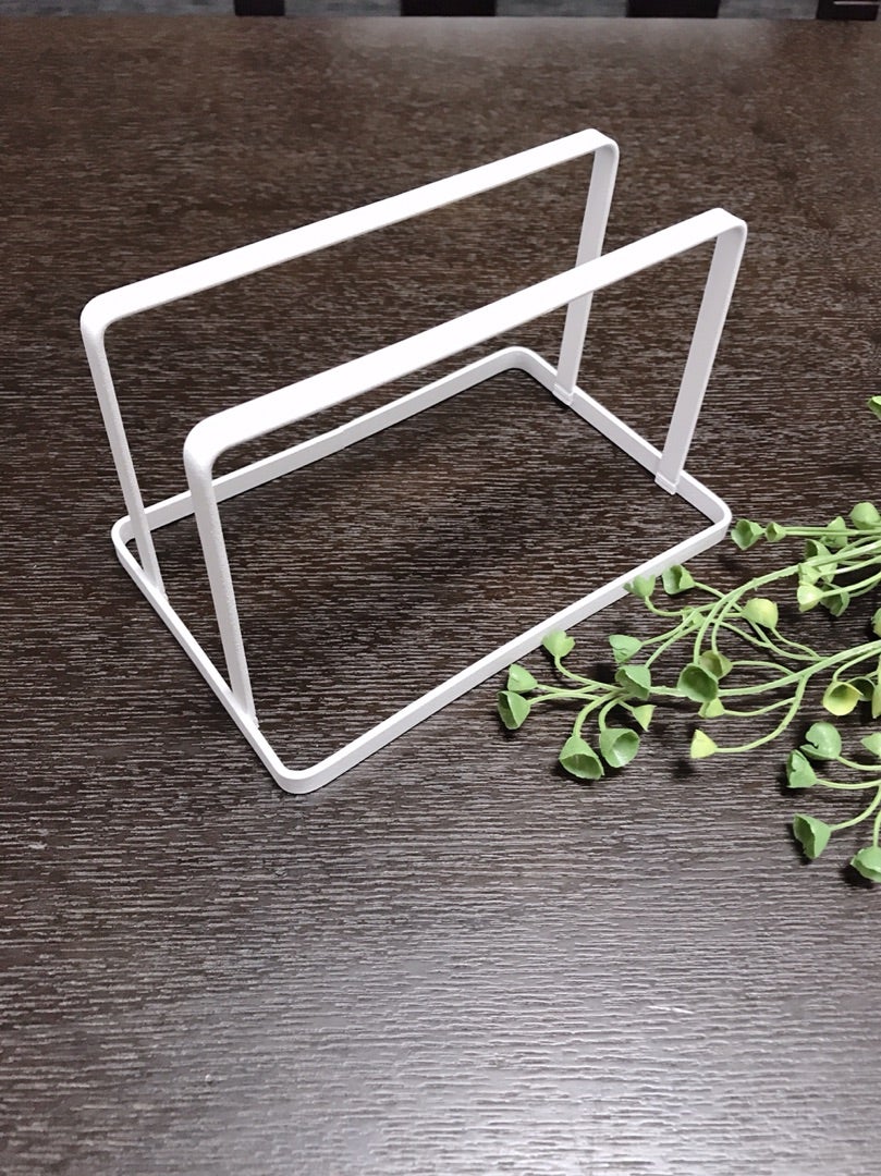 まな板スタンド オールステンレス 頑丈まな板立て 3枚用ステンレス 日本製 まな板立て まな板ホルダー まな板置き まな板ラック まな板収納ニトリや100均で買える？定番人気の「まな板スタンド」・おすすめ8選 無印・ダイソ