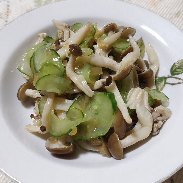 梅しそたたききゅうり