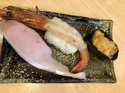 回転寿司 ここは仙台新名所！活鮑3貫550円他！旨い！安い！凄い～きらら寿司箱堤店 宮城野区扇町～ - せんだいマチプラ