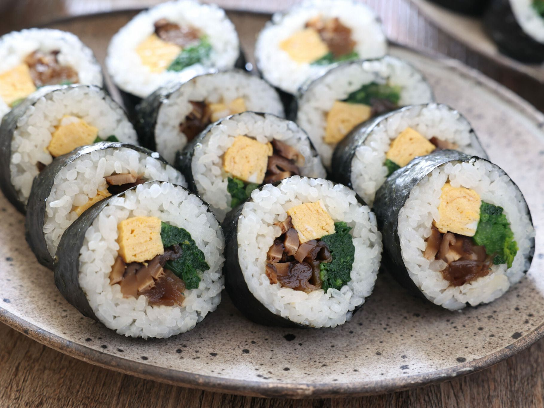 恵方巻きとは？定番具材の意味とおすすめレシピをご紹介デリッシュキッチン