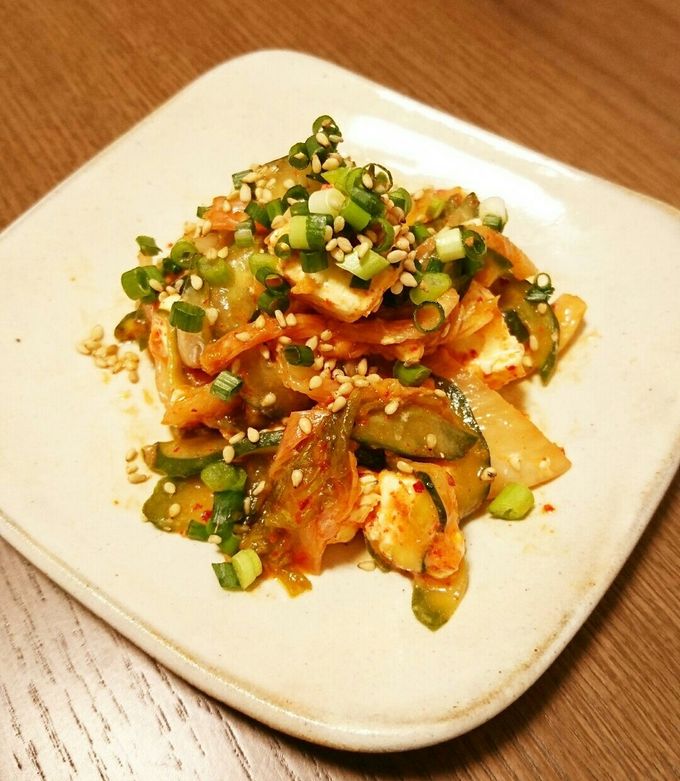 クリームチーズとキュウリちくわのキムチ和え☆クラシル