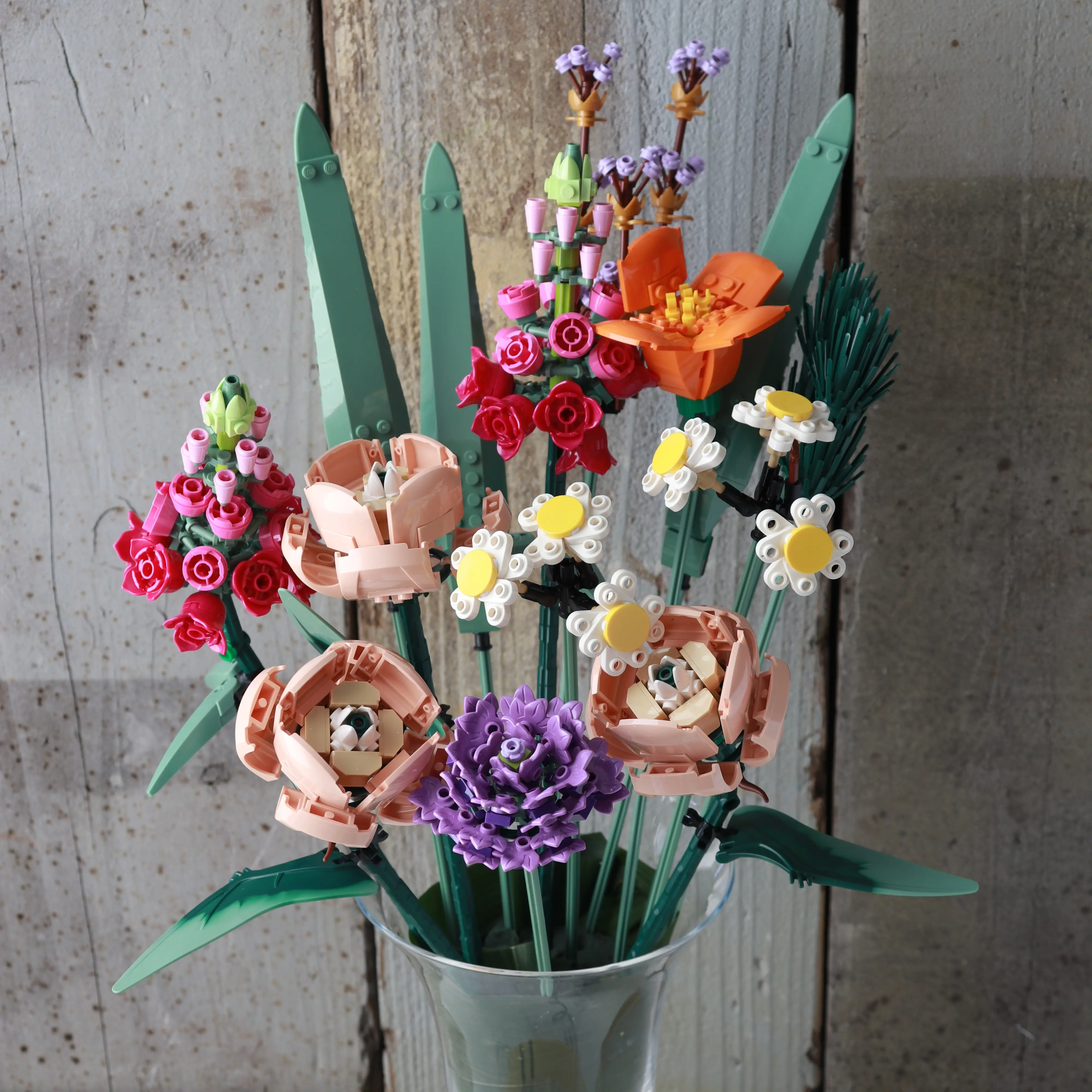 コストコのレゴがコスパ優秀！フラワーブーケは大人向けで集中力アップやインテリアにもおすすめ
