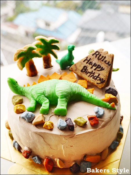 Dinosaurs in the jungle 4th Birthday : 恐竜テーマの4歳バースデイ