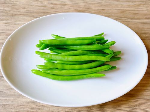 レンジでいんげんの塩茹で