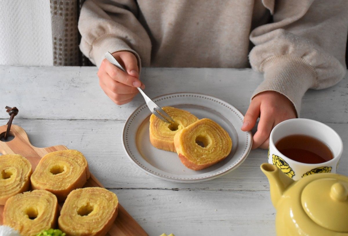 ひと口バウムクーヘン 卵焼き器で作れる！ホットケーキミックスを使った簡単レシピ♪