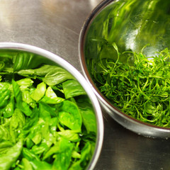 ペスト・アッラ・ジェノベーゼとは？バジル香る伝統ソースの世界シェフレピマガジン