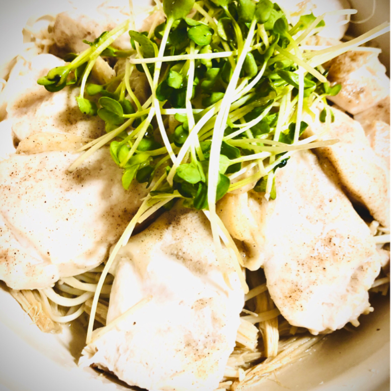 鶏胸肉がしっとり柔らか！蒸し鶏のポン酢しょうが醤油