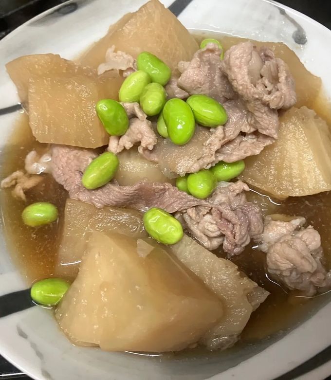 しみしみ豚バラ大根とホクホクごぼうの🤩甘辛～い生姜煮🤤✨