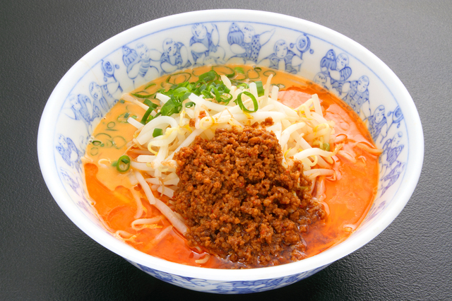 ボリューム満点！ みそ煮込みラーメン