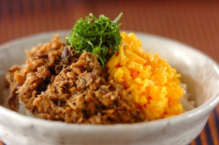 お弁当にも 簡単鯖の味噌煮リメイク もも肉炒め