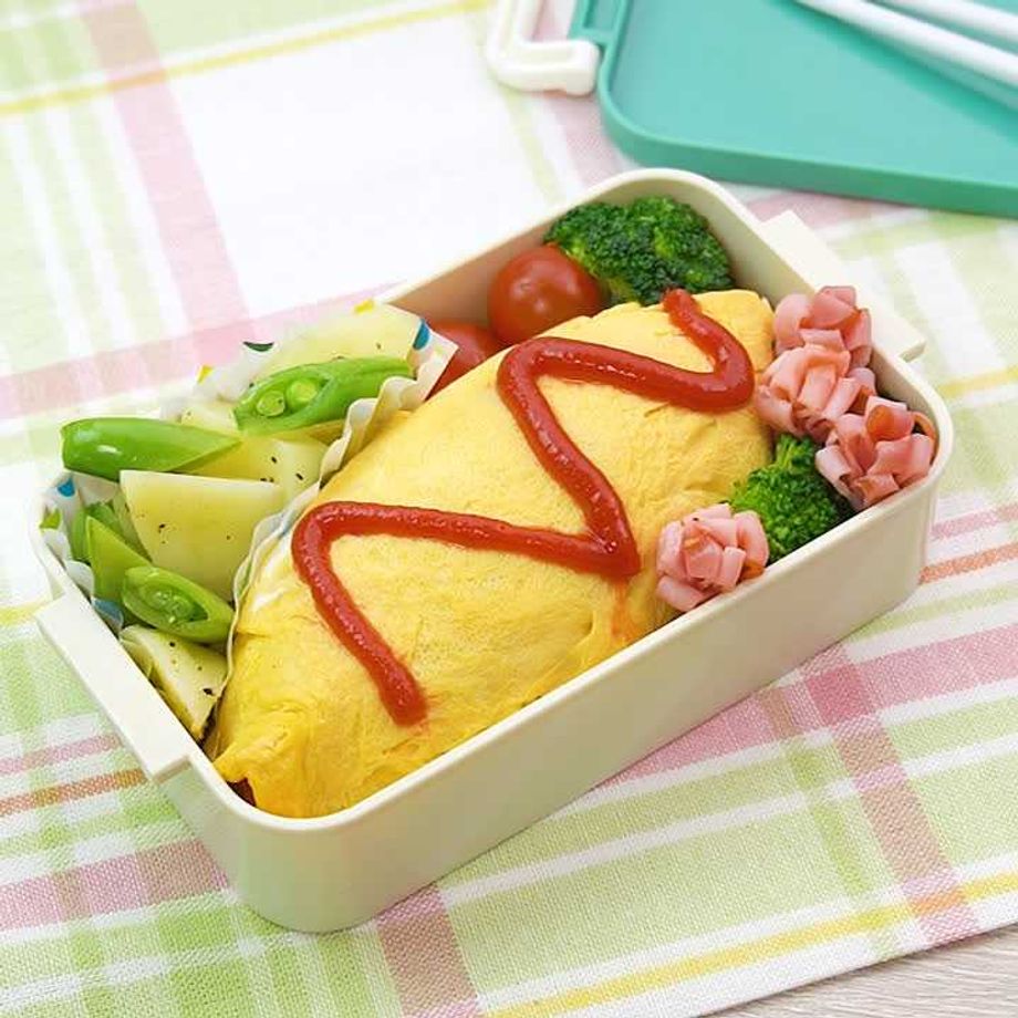 お弁当おかず たまご１個♡レンジで簡単ふわふわミニオムレツの作り方 bento lunch box- YouTube