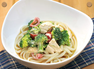 鶏むねだから美味い！鶏南蛮うどん