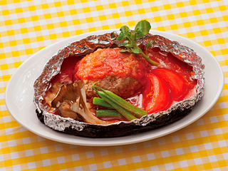 ASCII.jp：ココスの「包み焼きハンバーグ」進化して旨すぎ！1 3