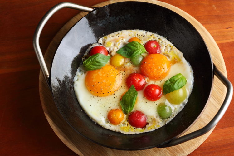 目玉焼きに入れるだけで激ウマ♪「週5でローテしてるわ」目玉焼きの裏技4選レシピ・作り方Tasty