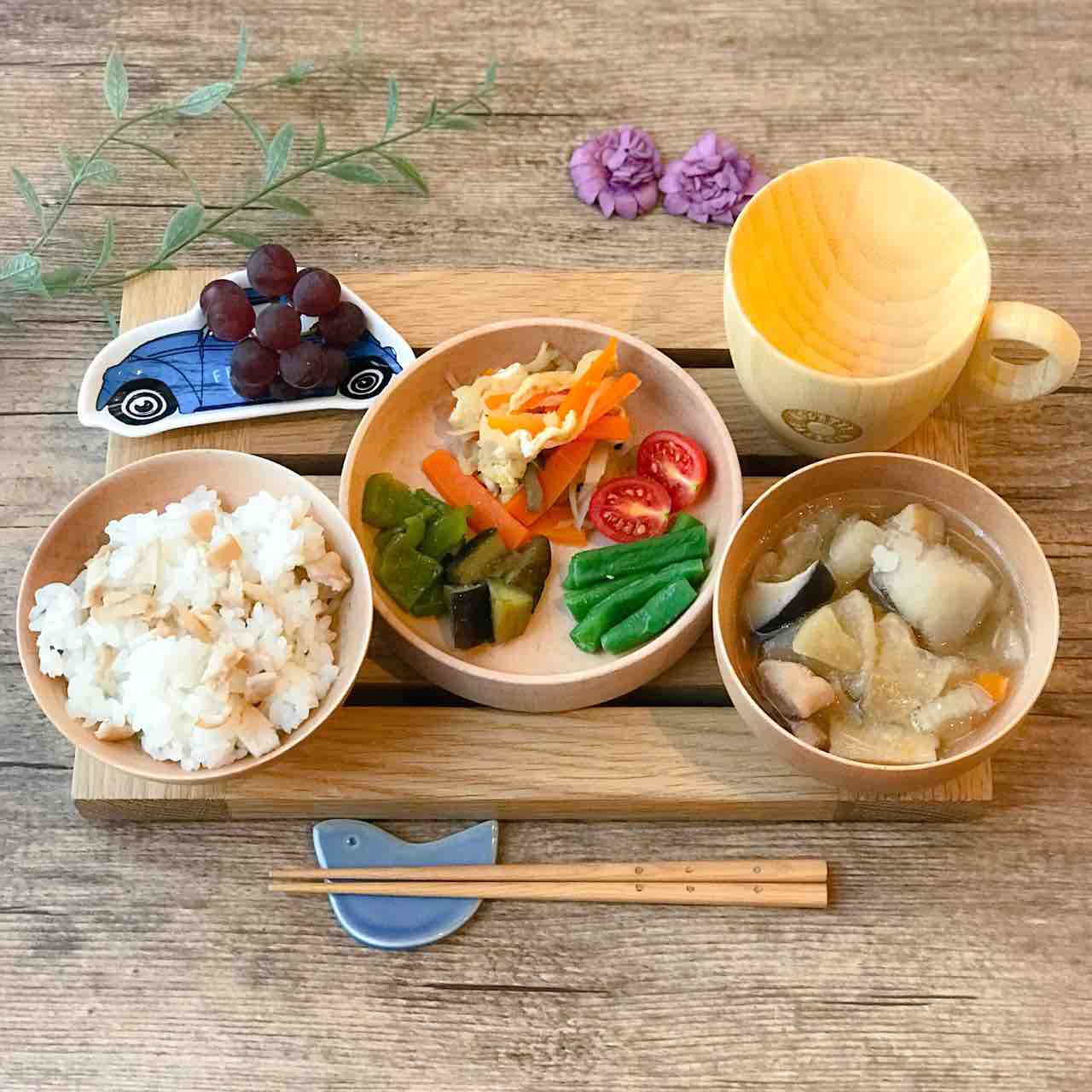 ２５分で３品 豚の生姜焼きと、ちくわともやしと小松菜の和え物の夕飯献立おとほしろぐ