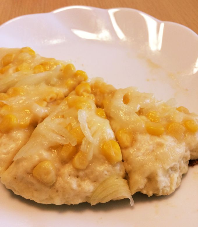 実はこれ 強力粉ではなく薄力粉、イーストなし、フライパンで完結のピザ