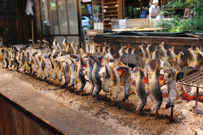 まだ間に合う！日光のやなで旬の鮎を味わおうTANOKURA