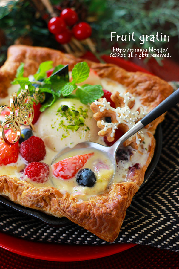 クリスマスリースのマカロニグラタン