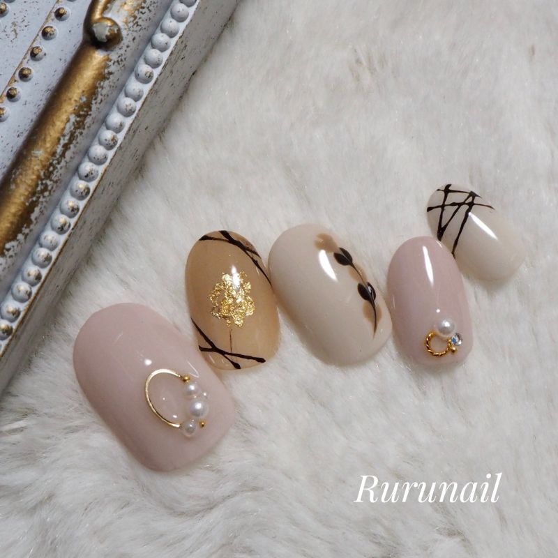 バレンタインネイル❤ いちごチョコ🍓 担当大友ジェルネイルバレンタインネイルチョコネイルいちごチョコネイルいちごネイルとろとろ ネイルハートネイル仙台仙台ネイル仙台ネイルサロンnailnailartnaildesignnailstagramフォローミ