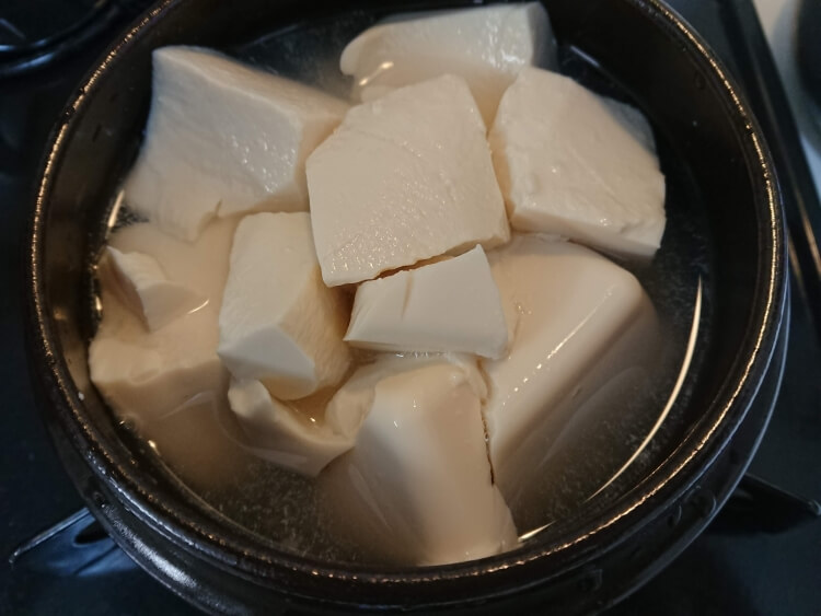 鍋の素はいらない！ こんなに簡単だった！チゲの作り方・レシピ