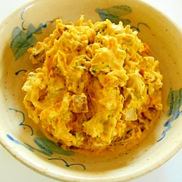 レシピ 万能すぎるかぼちゃ常備菜🎃詳しくは下へ👇, マヨネーズを使わず脂質オフ！, お弁当にも、作り置きにも便利レシピやで✌︎, ----,🌿材料🌿2〜3人分, かぼちゃ正味150g, すりごま大さじ1, 砂糖小さじ1弱, 醤油小さじ1,※かぼちゃ自体の甘みにより砂糖の量を調整してね, 🍳作り方🍳, ①かぼちゃのワタを取り除き、一口大に切る。,