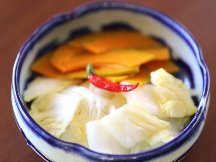 だしの旨みでご飯がすすむ！作業時間5分で「白菜の白だし漬け」