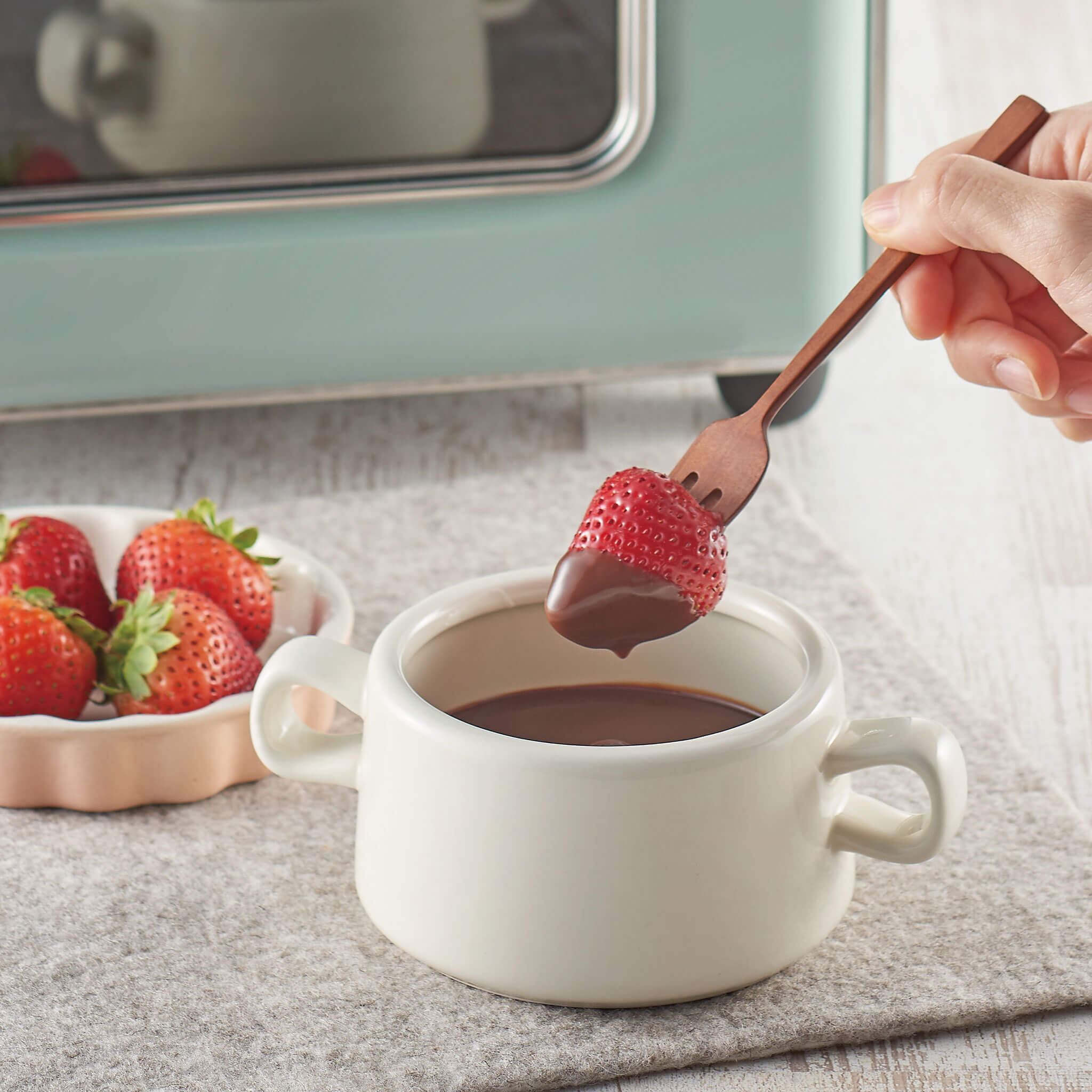 dショッピング siroca シロカ ノンフライオーブン ST-4N231 ホワイト ST-4N231 ノンオイルフライヤー ノンフライヤー オーブントースタートースター 4枚 おしゃれ シンプル コンパクトカテゴリ：の販売できる商品Lifeit ライフイット085mnr-0560y1t1 ドコモ