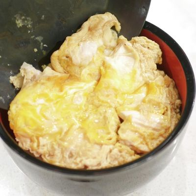 お店みたいな親子丼玉ねぎ無しで時短節約♪