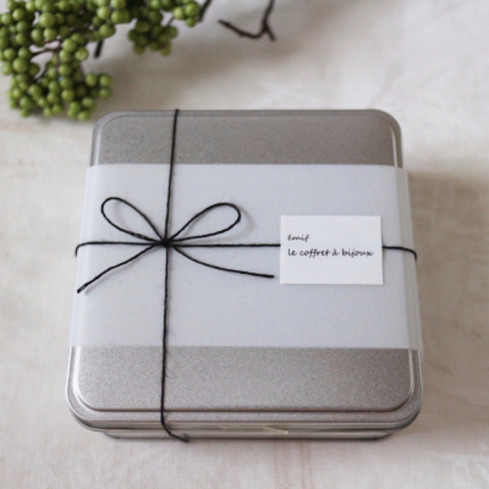 リボンラッピング クッキー缶の贈り物に！ハピネス プリンセス