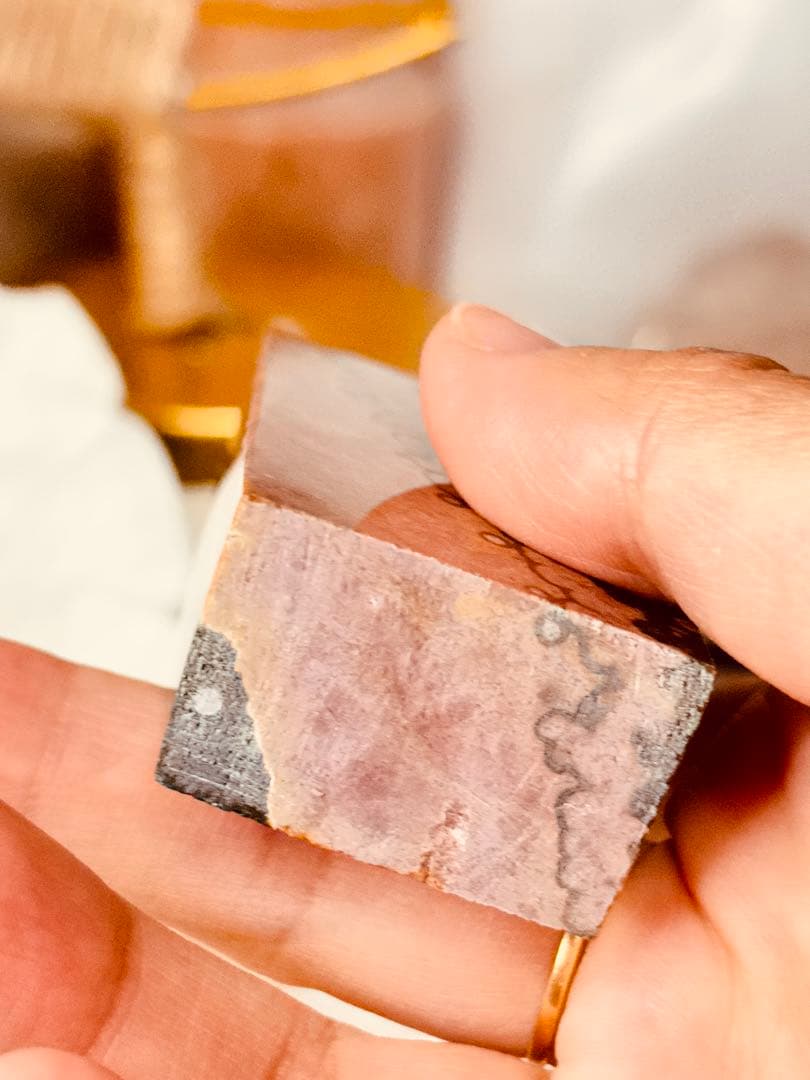 コアラのマーチ 久しぶりに買ったら名前が付いてた。 キラキラ、普通、シワシワ&苗字もあった。適当に食べちゃったけど、これ組み合わせて自分や知り合い、芸能人とか出来たら面白そう。 もう一箱買おうかな？ メーカーの思う壺？ 🤣コアラのマーチ