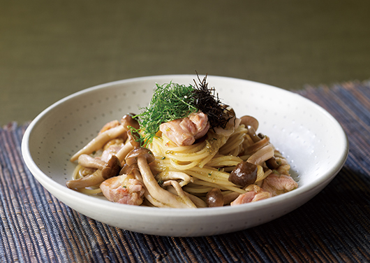 鶏肉とのりのだしスープパスタ