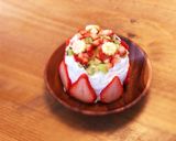 open。スマッシュケーキ3号。 ＊スマッシュケーキ＊ ヨーグルトクリーム使用。1歳のお誕生日はもちろん、カロリーや脂肪分を控えたい大人の方にもおいしく召し上がっていただけます。アレルギー対応ではありませんのでご注意ください。※ ホールケーキは5日前までの完全