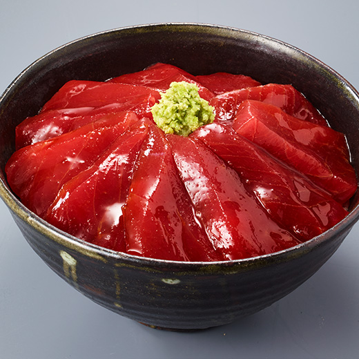 太らない夜食！ とても美味しいので減量中もストレスが溜まりません！ めちゃくちゃオススメ！マッスル海鮮丼ミックスサラダトレーニーダイエット減量高タンパクプロボクサーboxingボクシング格闘技