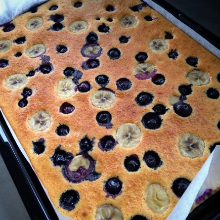 キャラメルバナナのアップサイドダウンケーキ