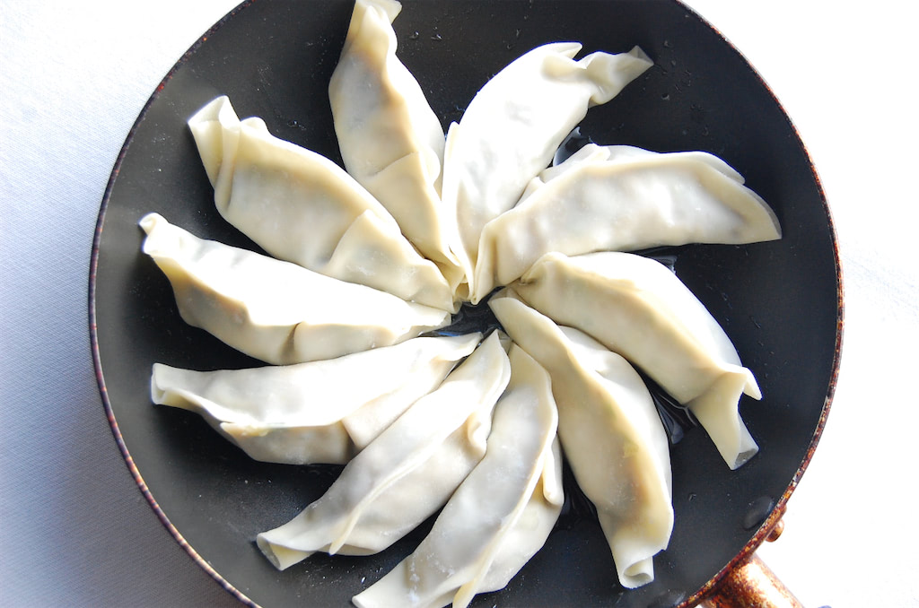 リュウジ「これ、餃子という名の肉汁爆弾です」 人生で一番美味しい 至高の餃子 に挑戦♪肉汁3倍量！『あたらしい日日』こんな時代のニューノーマルな暮らし方。食と農、生活情報をお届けします