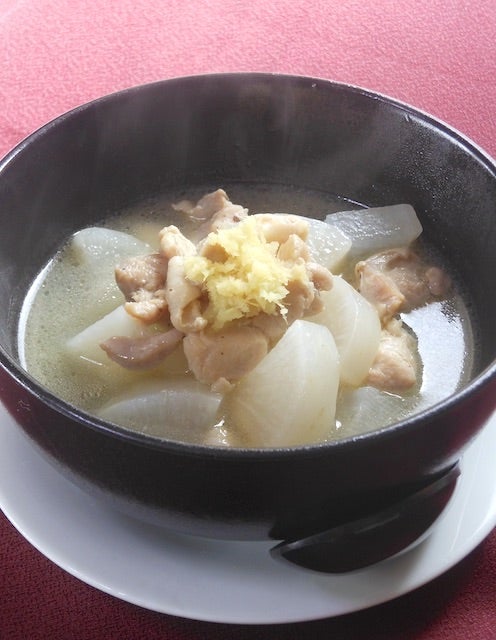 ほっこりおいしい♪ 大根と里芋の鶏汁