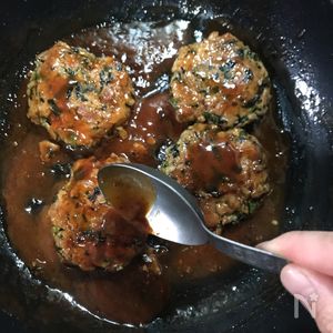 コスパ最強レシピ 豚こまdeほうれん草入りハンバーグ