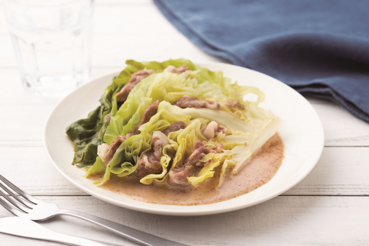 沸騰ワード スパイシーロールキャベツの作り方、家政婦志麻 しま さんが教えるレシピ 4月10日 ミートソースでオーサムスタイル