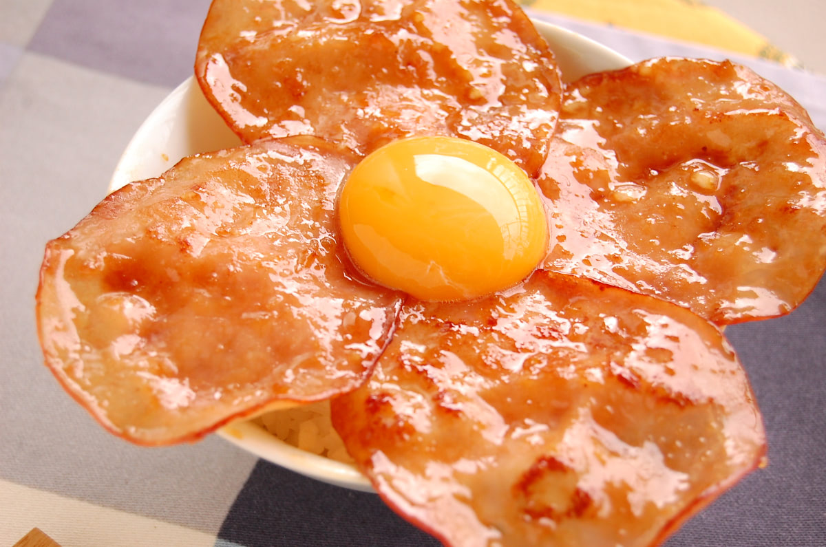 節約できてズボラでも作れる爆速丼！たった4分で悶絶寸前の境地に至る 悶絶ハム丼 に挑戦！2024年7月11日- エキサイトニュース